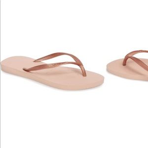 Havainas Rose Hold Slim Flip Flop